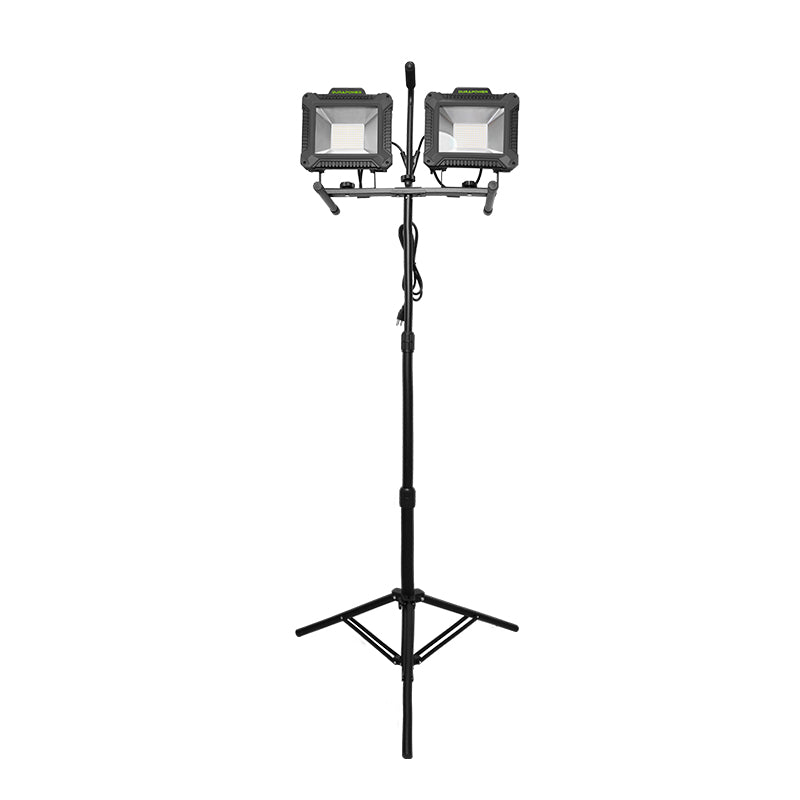 20,000 Lumen LED worklight with Tripod